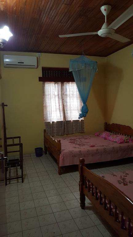Isuruma Rest Катарагама Номер фото